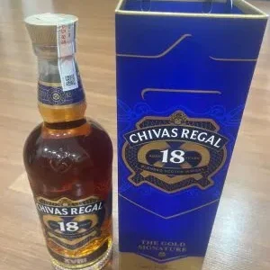 Chivas Regal 18 Years — The Gold Signature
